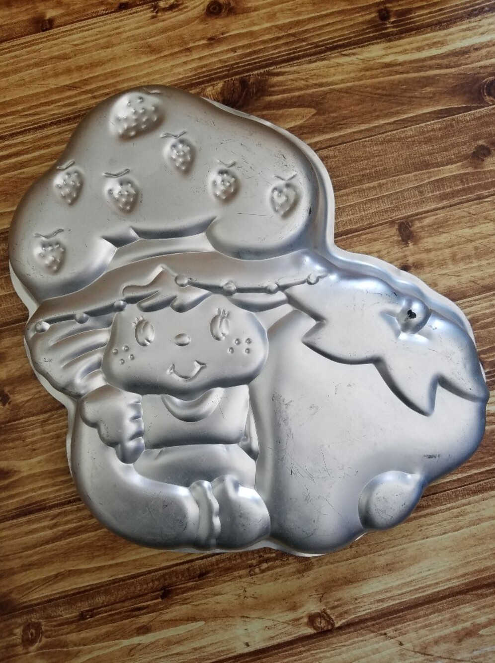 Vintage Wilton Aluminum Strawberry Shortcake American Greetings Cake Mold Pan